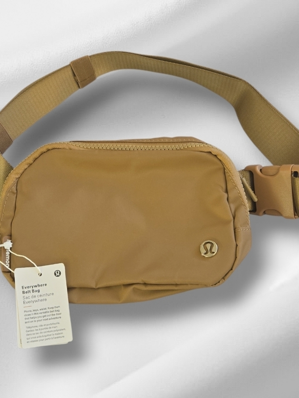 lululemon athletica Everywhere Belt Bag in Camel/Tan - Picture 4 of 4